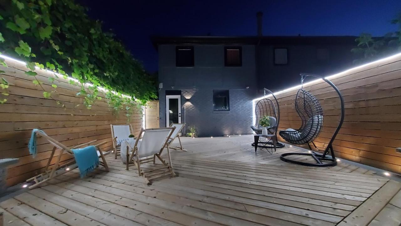 Renovated Guest Suite Near The Lake & High Park In Toronto! Exterior foto